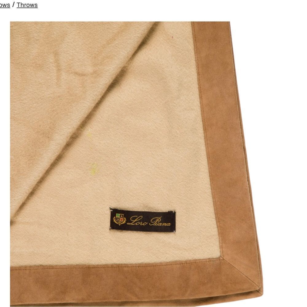 Suede edge Loro Piana cashmere throw blanket approx 5x5 square - Picture 4 of 5